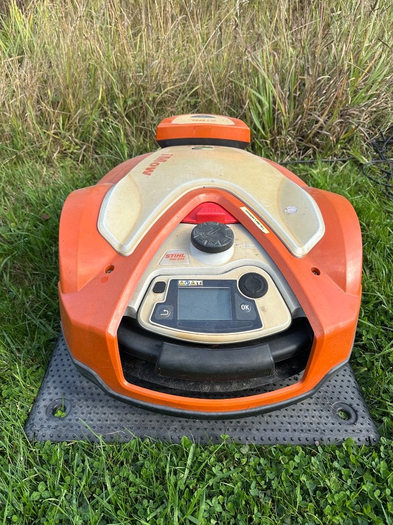 STIHL iMOW RMI 632 robotmaaier incl. dockingstation, Tuin en Terras, Robotmaaiers, Ophalen, Gebruikt, STIHL, Met regensensor