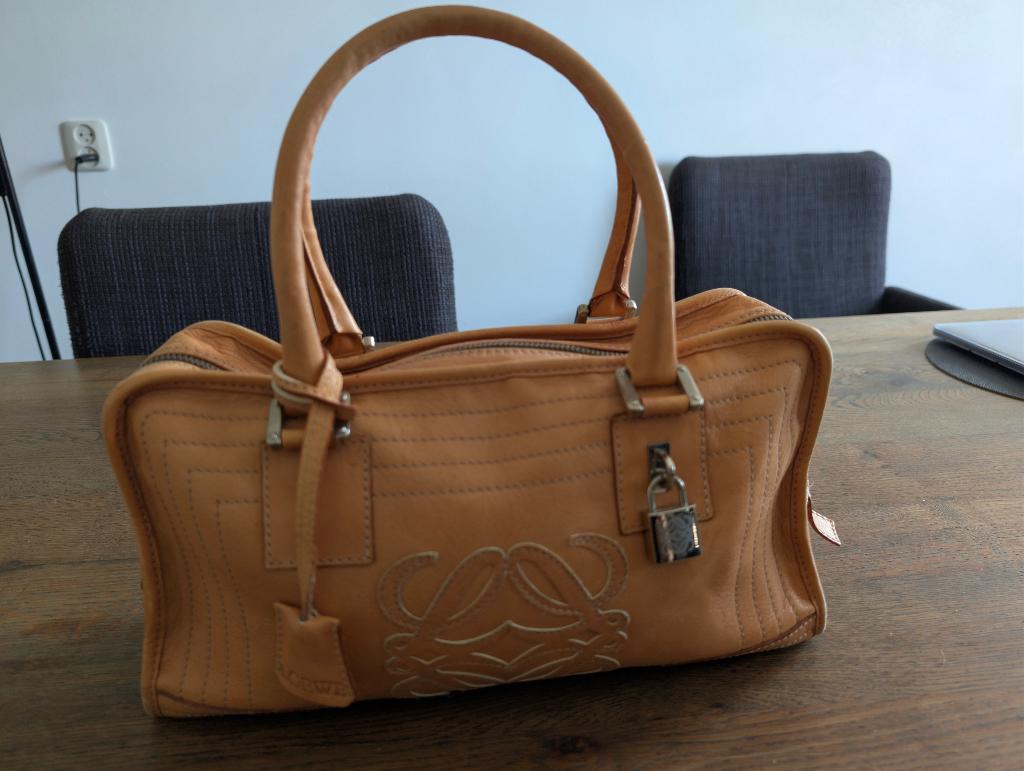 Loewe Tas - Zo goed als nieuw!, Ophalen, Zo goed als nieuw, Bruin, Handtas