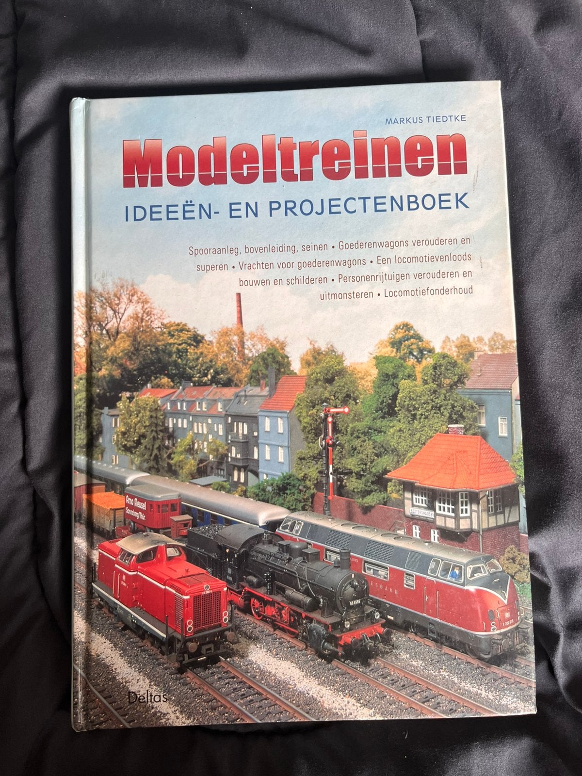 Modelspoorwegen: Ideeën- en Projectenboek, Ophalen