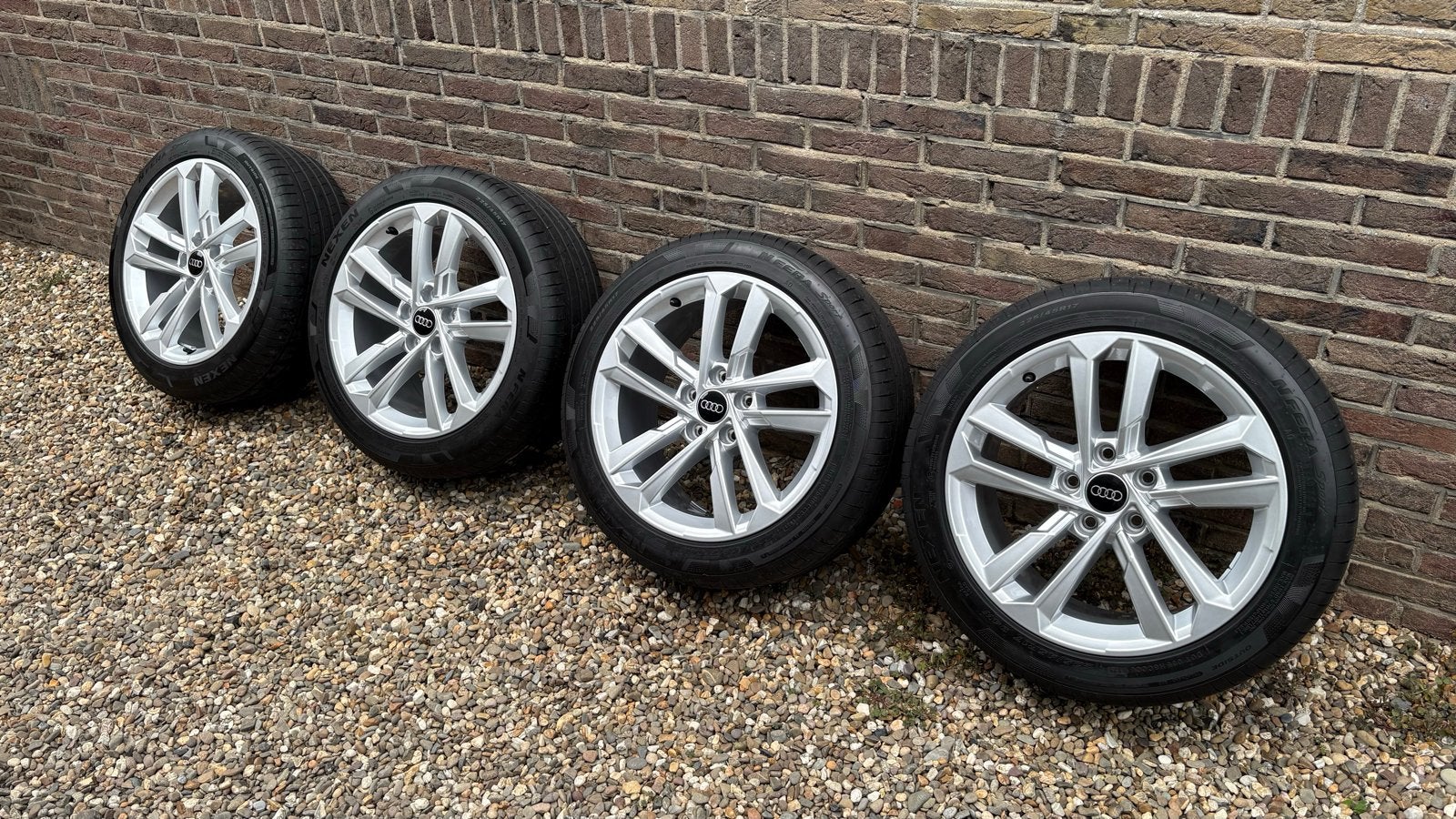 Nieuw originele Audi A3 17 inch velgen Nexen sport banden, Ophalen, Banden en Velgen, Nieuw, 17 inch