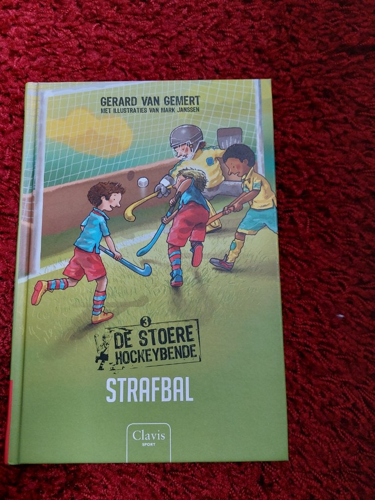 De Stoere Hockeybende: Strafbal - Gerard van Gemert, Ophalen of Verzenden, Zo goed als nieuw, Gerard van Gemert, Fictie algemeen