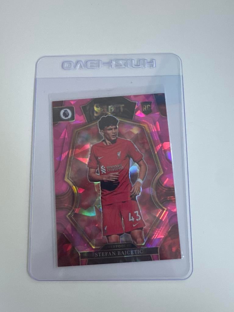 Stefan Bajcetic Panini Select RC Pink Prizm Liverpool, Ophalen of Verzenden, Zo goed als nieuw, Losse kaart, Foil