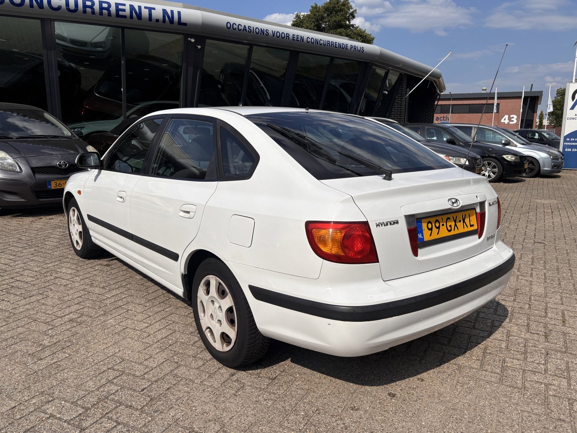 Hyundai Elantra 2.0i-16V GLS, Airco Automaat, Navi Inruil mo, Auto's, Gebruikt, 4 cilinders, 1264 kg, Wit