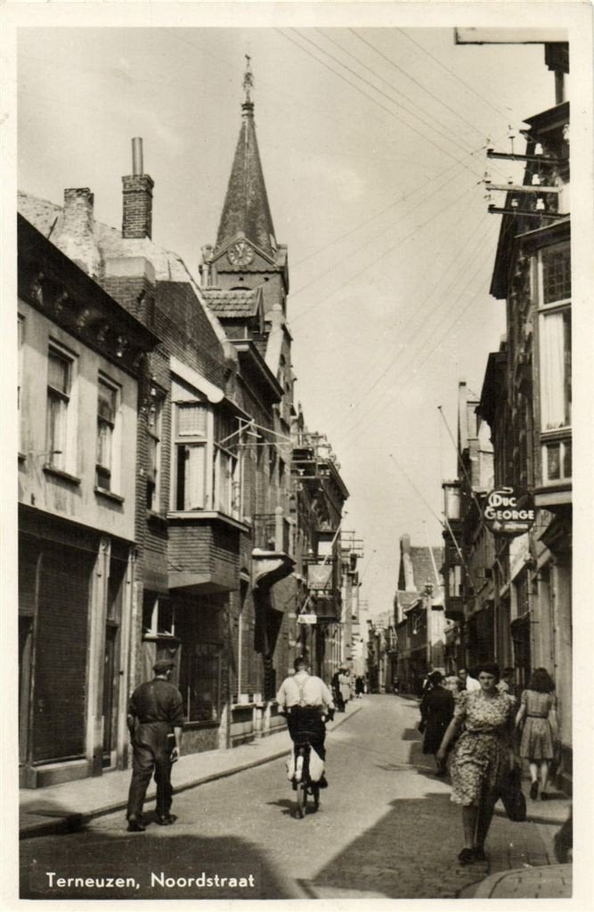 Terneuzen, Noordstraat - volk fiets - 1948 gelopen, Verzenden, 1940 tot 1960, Gelopen, Zeeland