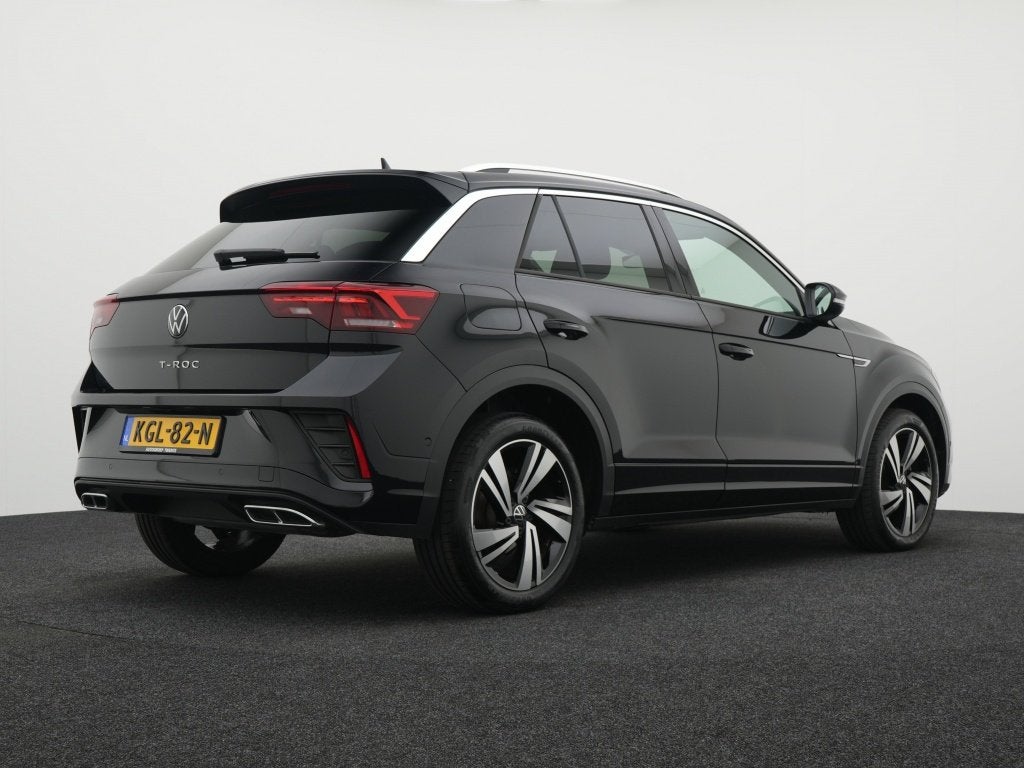 Volkswagen T-Roc 1.5 TSI R-Line | Camera | Private lease 584, Auto's, Volkswagen, 12 maanden, Stof, 4 cilinders, Zwart