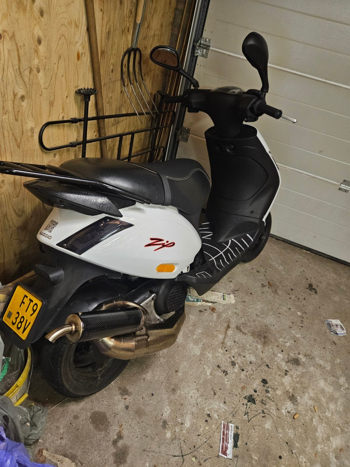 Piaggio Zip 172cc zonder 123 (evt te ruil), Ophalen, Zo goed als nieuw, Tweetakt, Zip