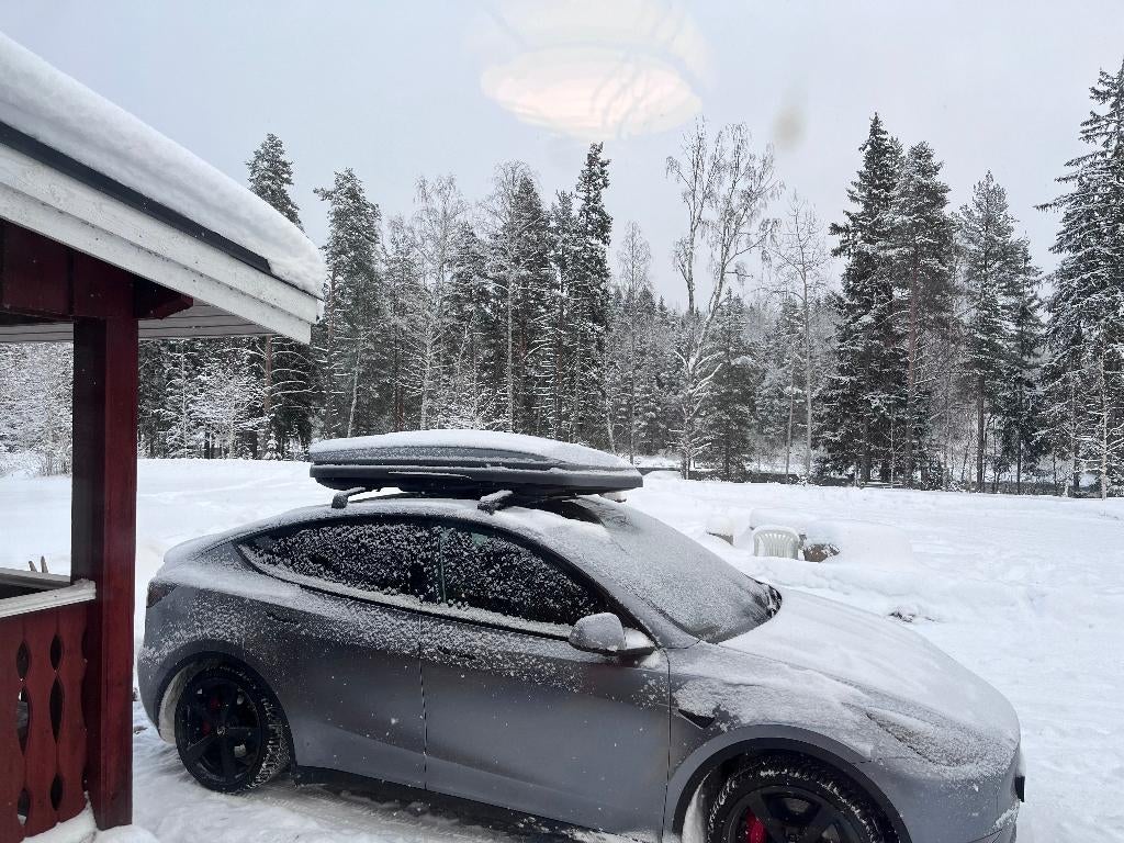 Thule Dynamic M 800 Silver Glossy Dakkoffer te HUUR, Ophalen, Zo goed als nieuw