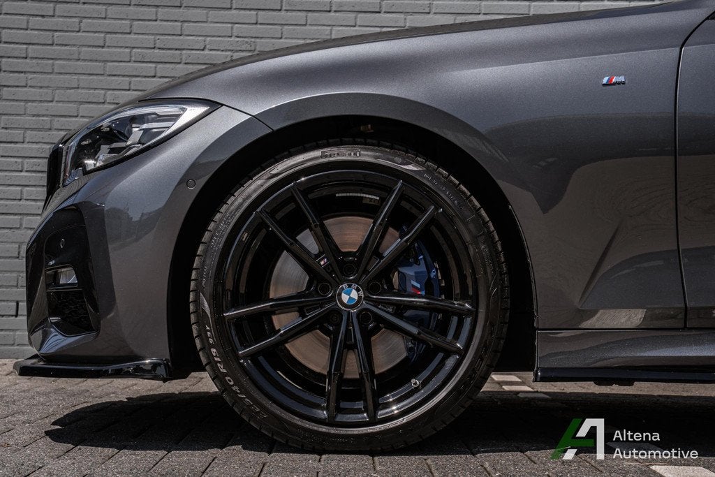 BMW 3-serie Touring 330i High Executive M-sport, Maxton, pan, Automaat, Achterwielaandrijving, Gebruikt, 4 cilinders