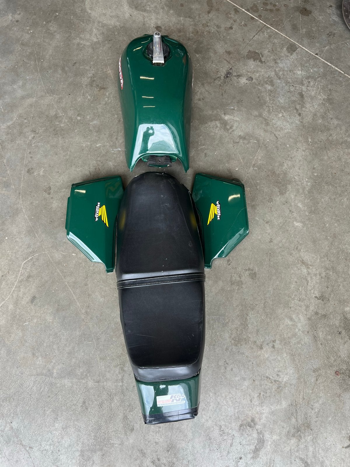Lakset Honda CB400N - Groen (hersteld zijkapje), Ophalen of Verzenden, Gebruikt