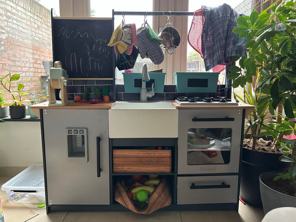 Grote speelkeuken met accessoires, Ophalen, Gebruikt, Hout, Speelkeuken