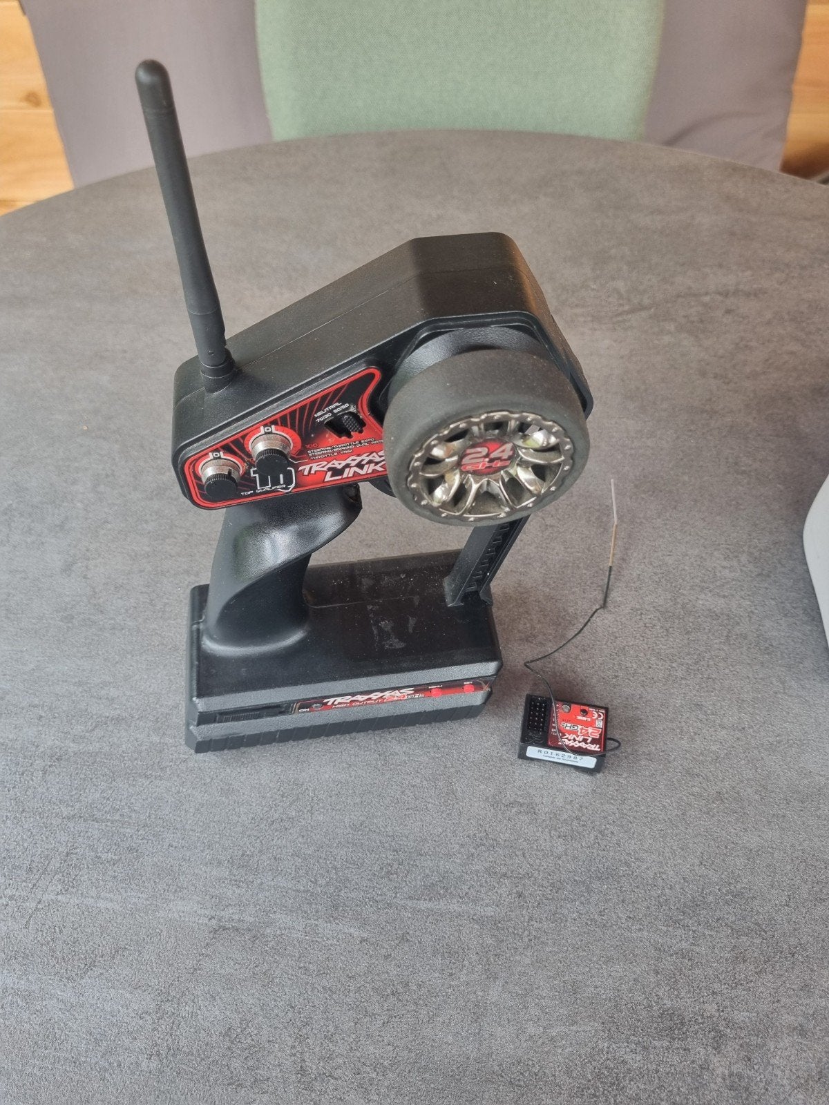 Traxxas TQ link zenderset, Hobby en Vrije tijd, Modelbouw | Radiografisch | Auto's, Ophalen of Verzenden