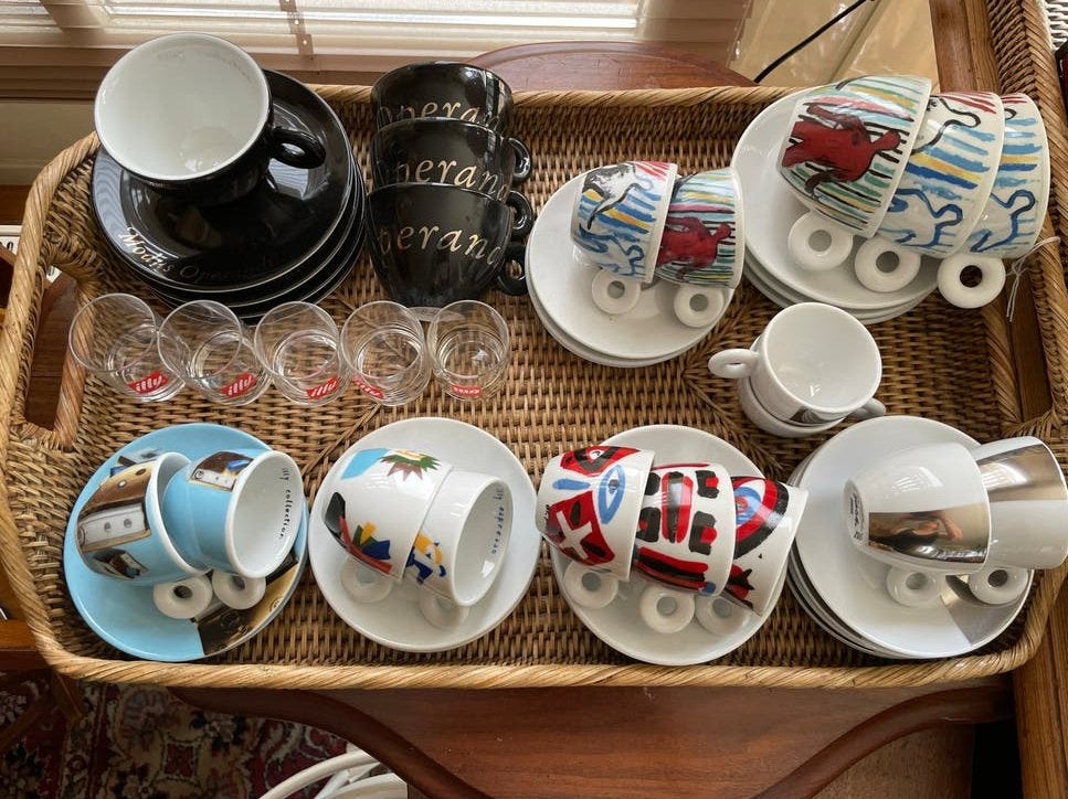 Grote collectie Illy kop en schotels en glazen, Gebruikt, Ophalen of Verzenden, Kop(pen) en/of Schotel(s), Porselein