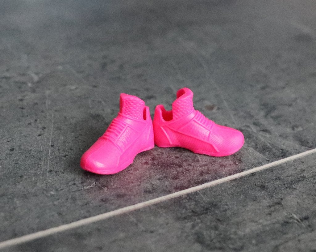 Barbie kleding nieuw - Originele sport schoenen Curvy Roze, Ophalen of Verzenden, Nieuw, Barbie