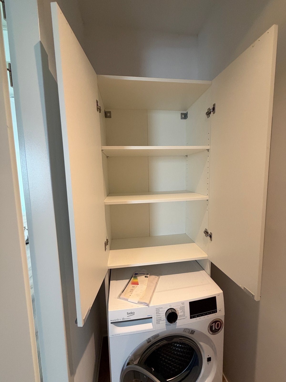 Witte Bovenkast voor Wasmachine - Praktische Opbergruimte, Ophalen, Gebruikt