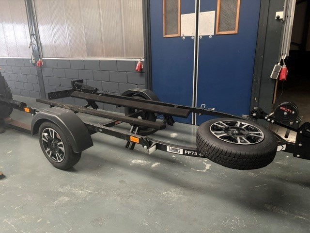 Trailer voor jetski / rubberboot, Watersport en Boten, Ophalen, Minder dan 1500 kg, Gebruikt, Jetskitrailer