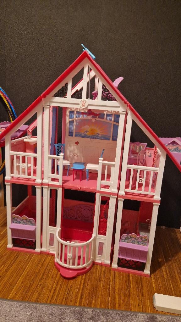 Barbie huis, Kinderen en Baby's, Speelgoed | Poppenhuizen, Ophalen, Gebruikt, Poppenhuis