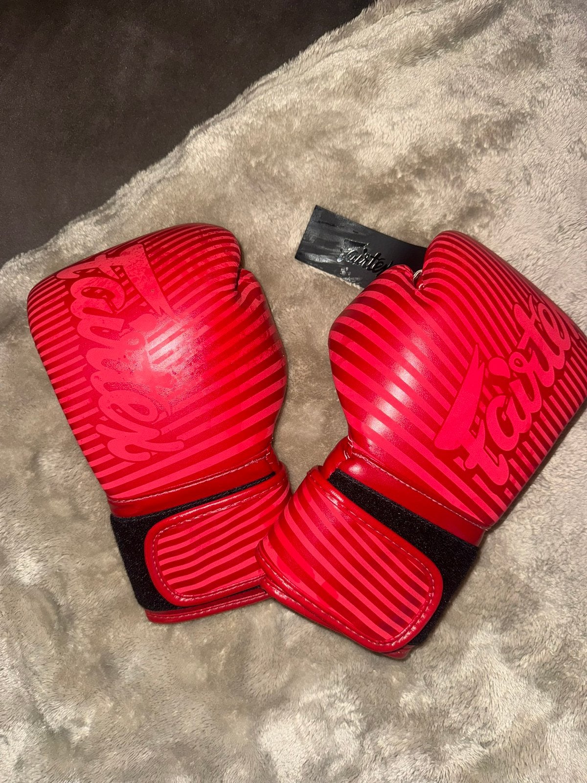 Fairtex kickboks handschoenen maat 8oz, Sport en Fitness, Ophalen of Verzenden, Zo goed als nieuw, Overige