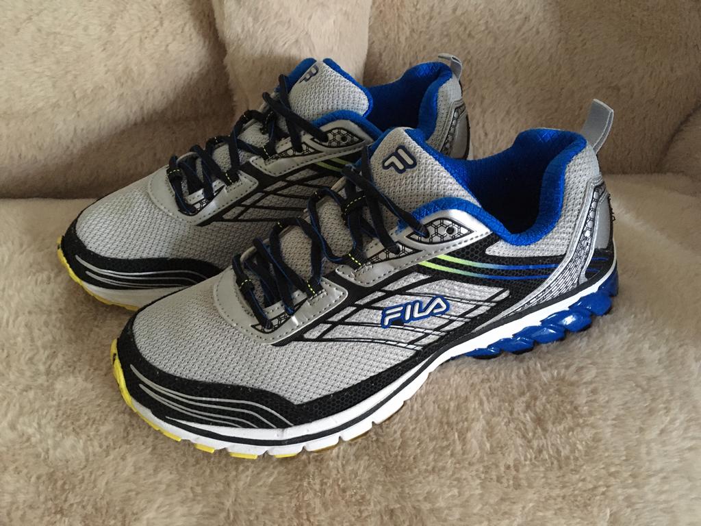 Fila, Running Shoes, White Black Blue, UK 8 EU 41.5, Overige merken, Gebruikt, Hardloopschoenen, Ophalen of Verzenden