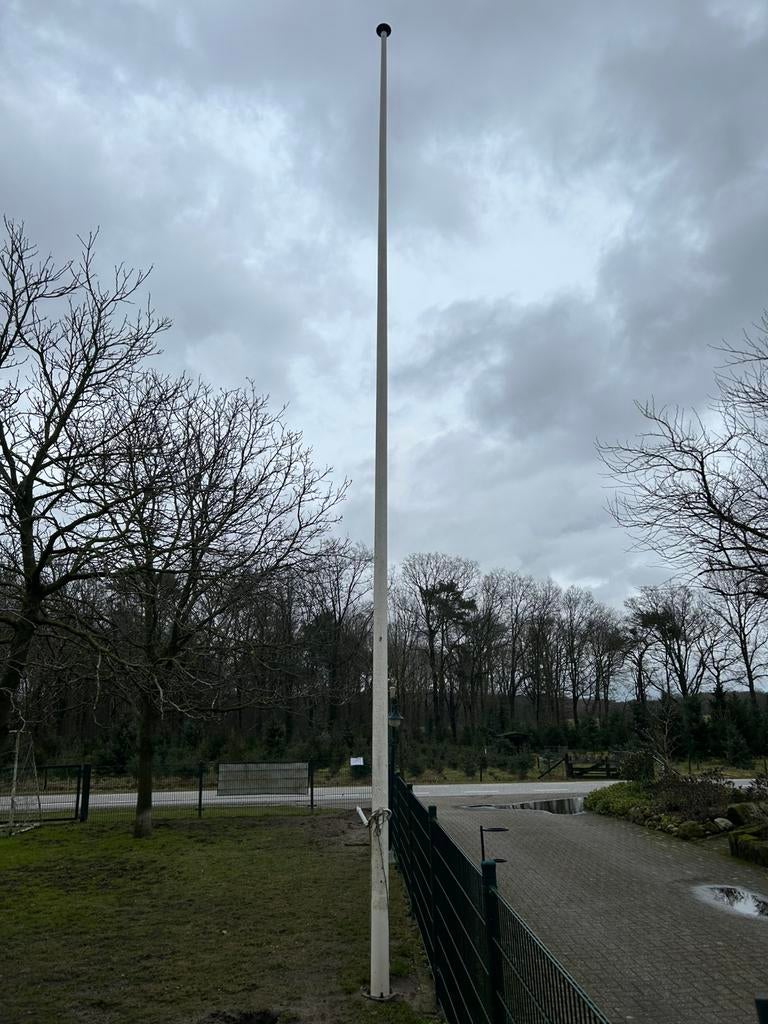 Polyester vlaggenmast 10 m, Ophalen of Verzenden, Zo goed als nieuw