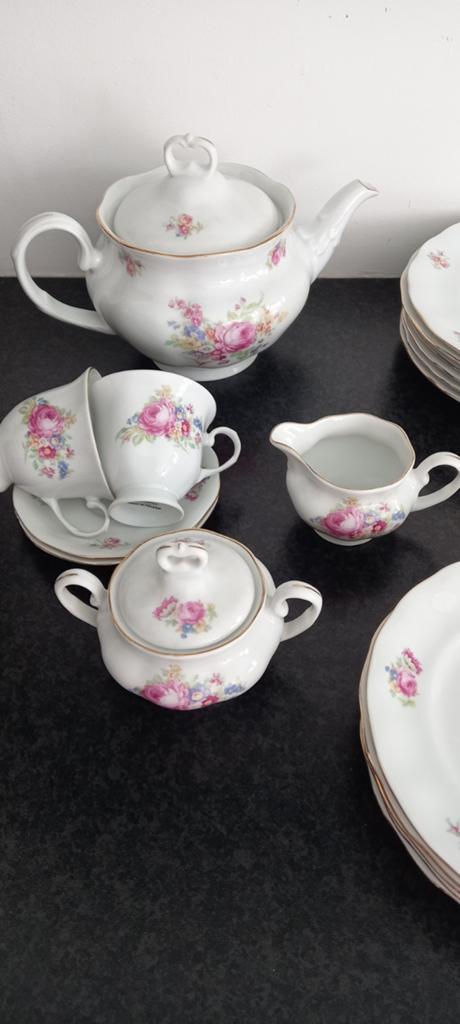 Pools Servies, Ophalen