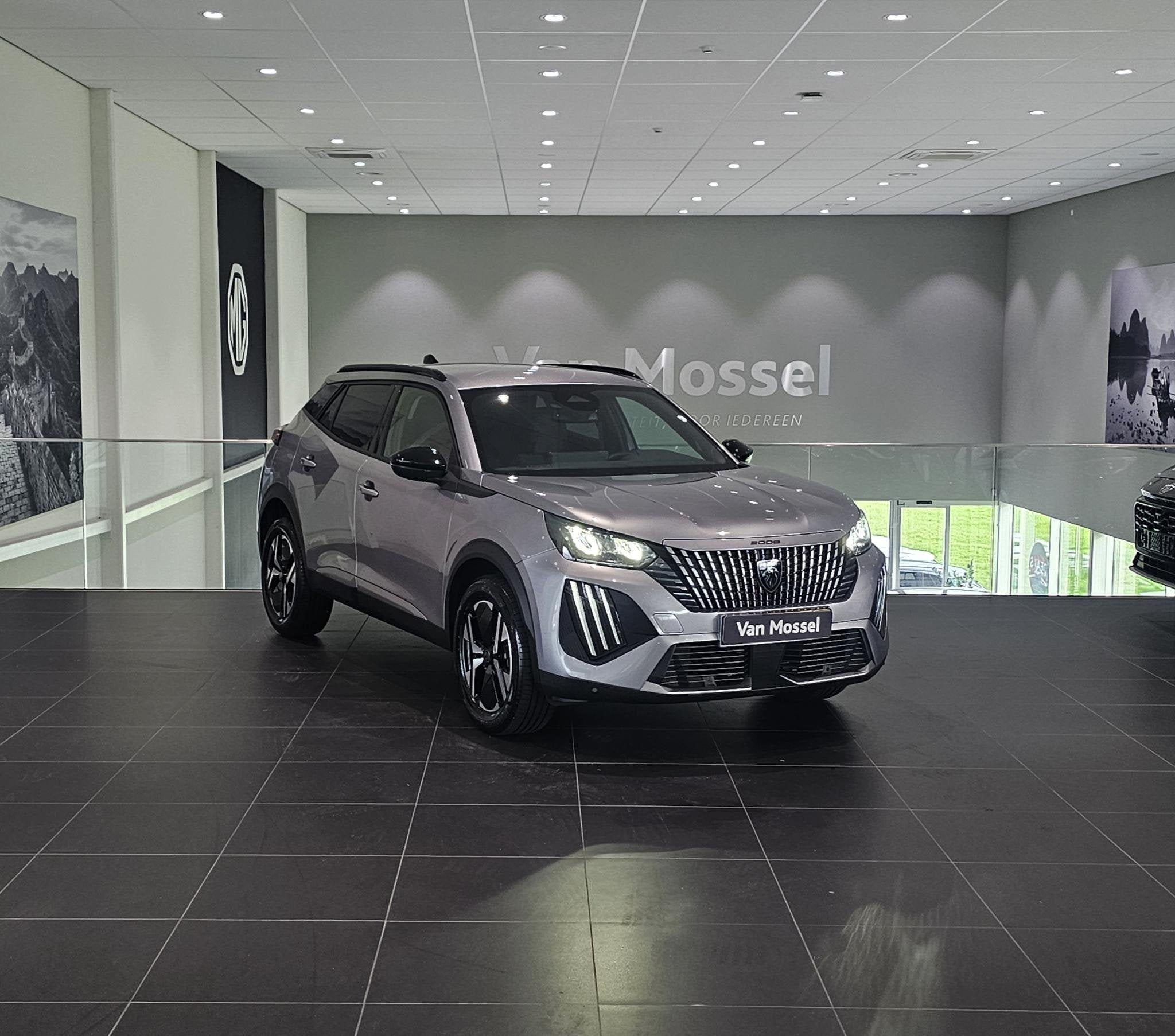 Peugeot 2008 1.2 PureTech 100 Allure | Navigatie | Climate c, Auto's, 12 maanden, Euro 6, 1199 cc, Leder en Stof