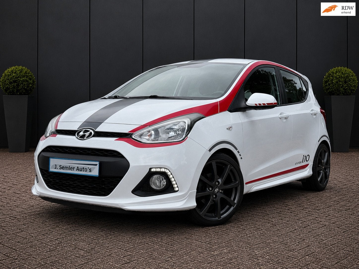 Hyundai I10 1.2i SPORT EDITION LED AIRCO STUUR/STOELVERW. 87, Auto's, Hyundai, Voorwielaandrijving, Dealer onderhouden, Gebruikt
