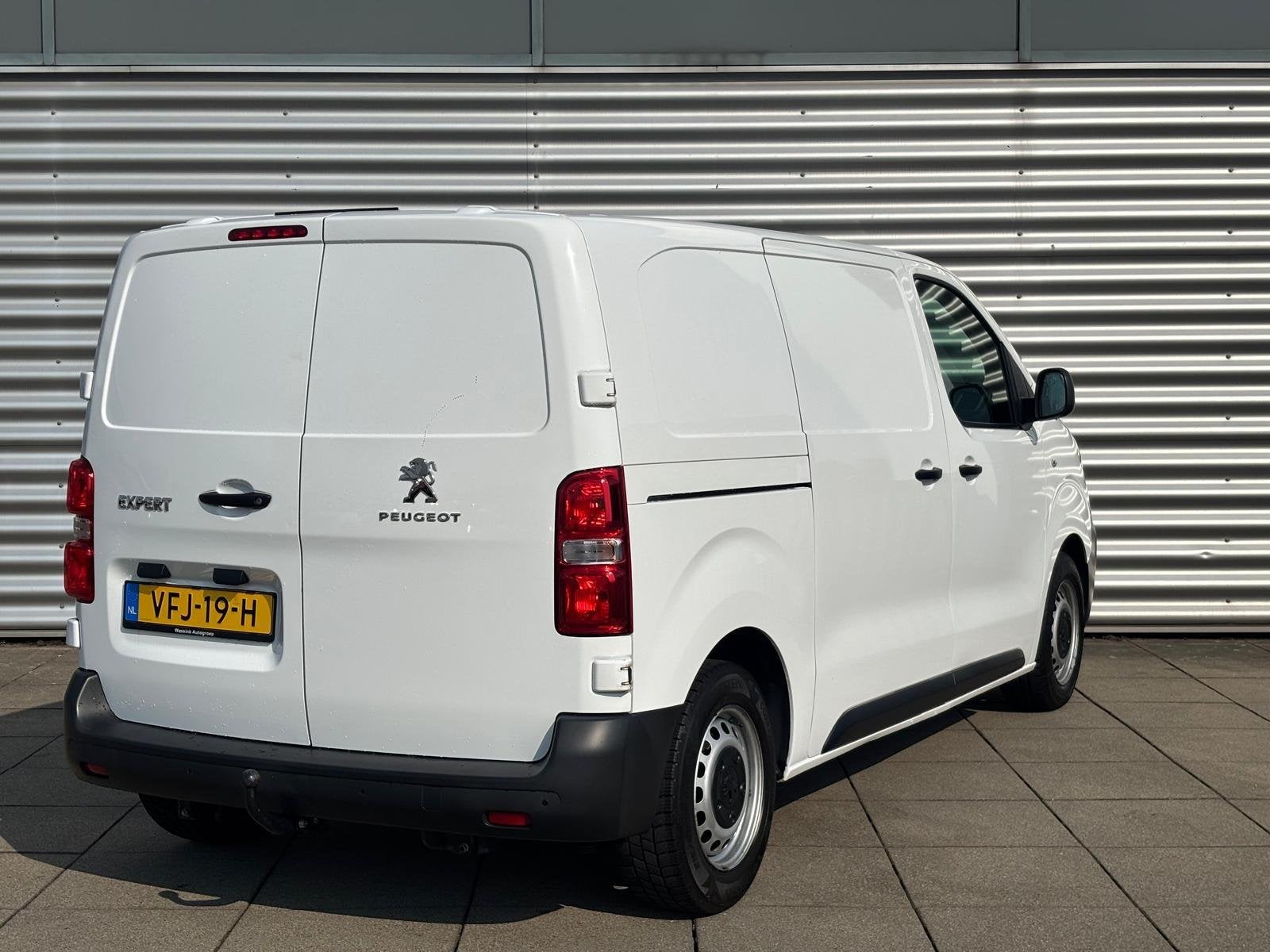 Peugeot Expert 1.5 BlueHDI 100 Standard Premium Airco | Navi, Auto's, Voorwielaandrijving, Gebruikt, 4 cilinders, Leder en Stof