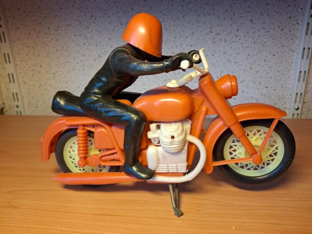 vintage plastic oranje motor, Ophalen of Verzenden, Gebruikt