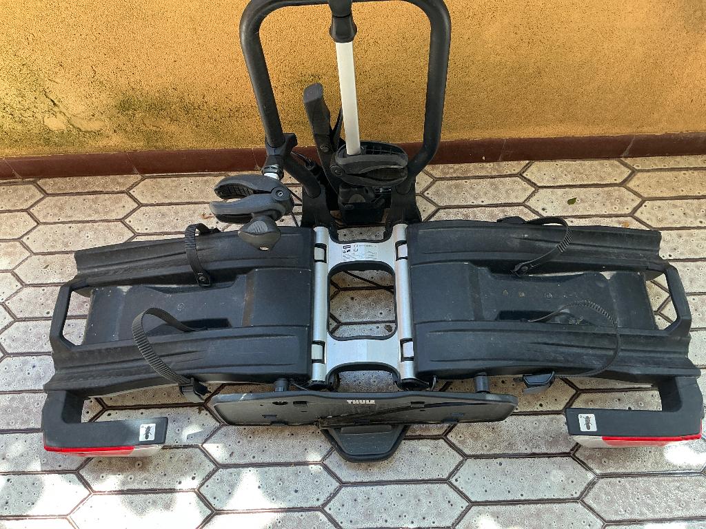 Te koop :Thule fietsendrager EasyFold XT 933, Ophalen, 2 fietsen, Gebruikt, Trekhaakdrager