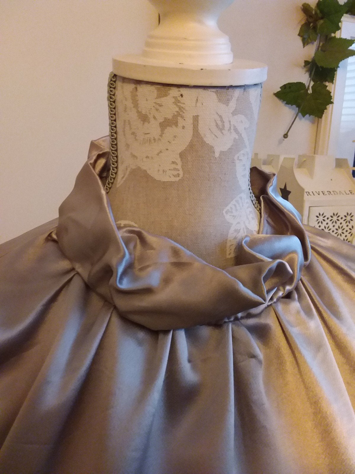 Cos grijze blouse/top. Maat 44/40, Ophalen of Verzenden, Zo goed als nieuw, Maat 38/40 (M), Grijs