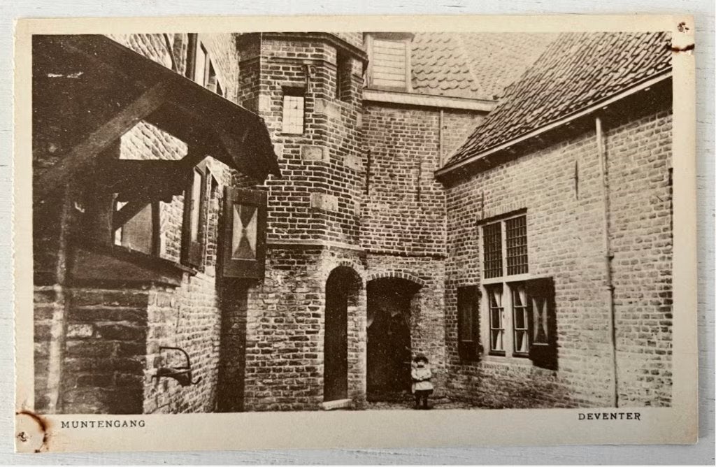 Oude Ansichtkaart - Deventer - Muntengang, Ophalen of Verzenden, Voor 1920, Ongelopen, Overijssel