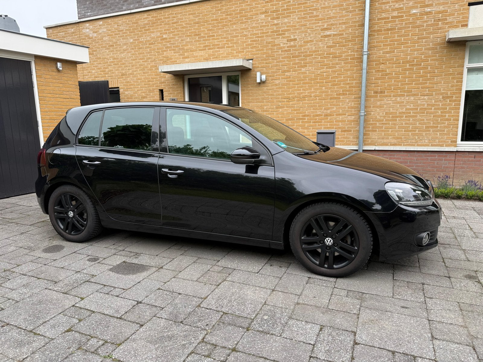 Volkswagen Golf 1.4 TSI 128pk Automaat 2009 Zwart GTI-look, Auto's, Stof, Zwart, 4 cilinders, Bedrijf