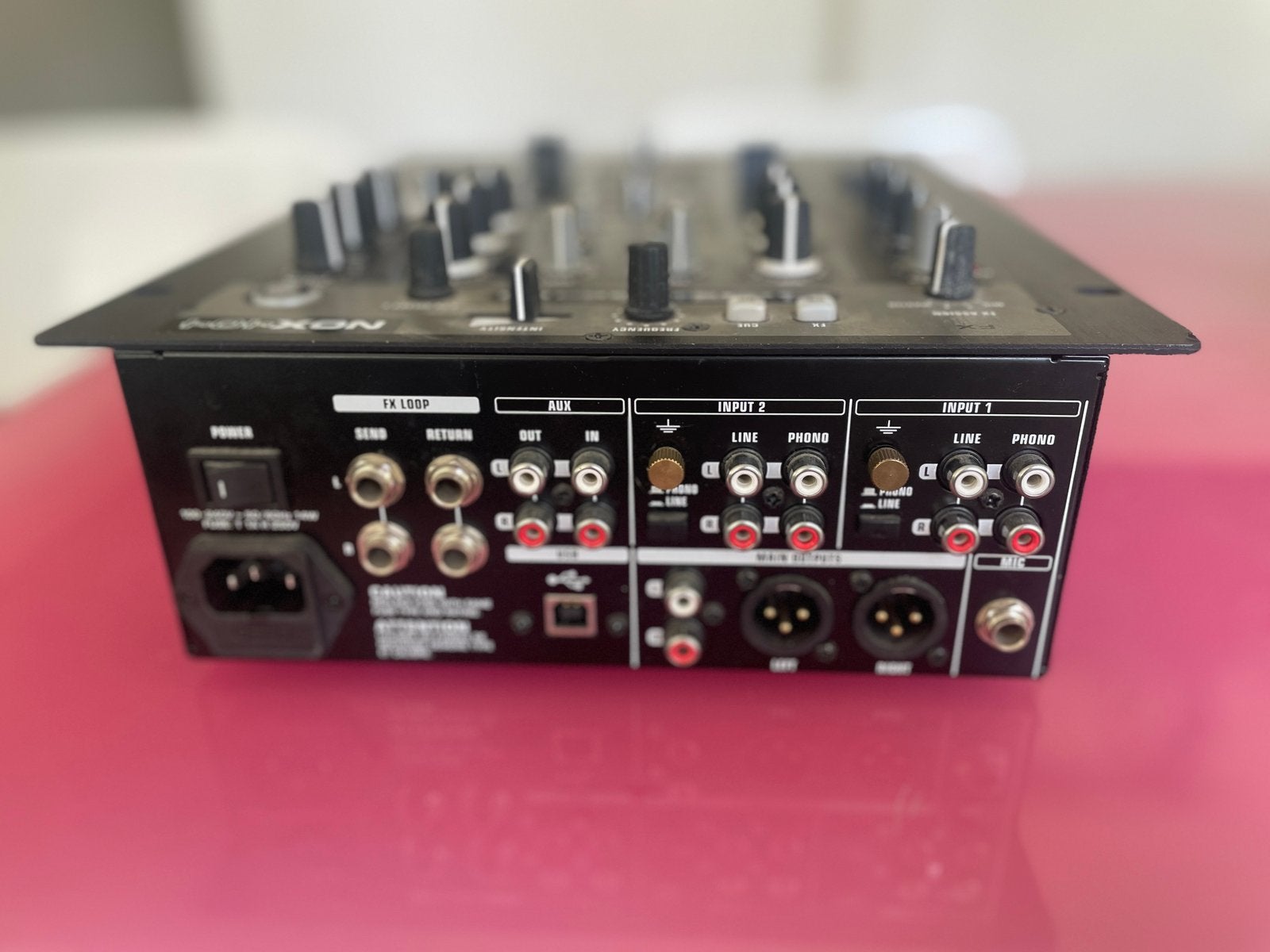 Behringer nox404 mengpaneel - opknapper, Ophalen of Verzenden, Gebruikt, Minder dan 5 kanalen