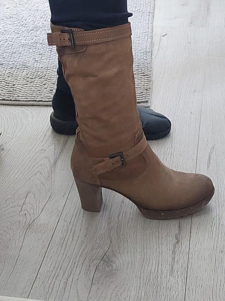 Nieuwe Manas laarzen maat 42, Kleding | Dames, Schoenen, Ophalen of Verzenden, Nieuw, Bruin