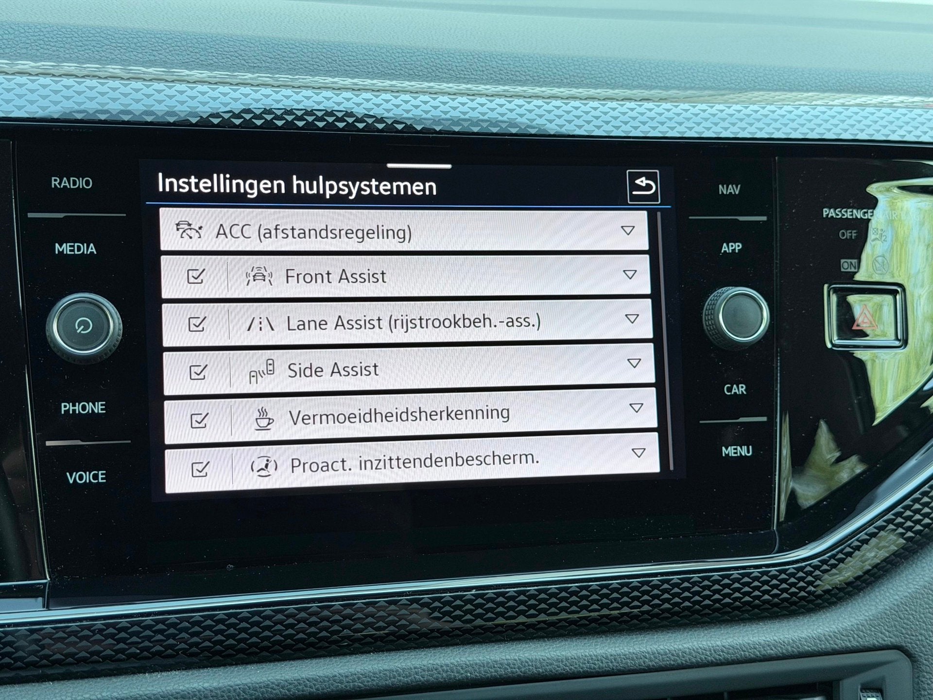 Foto 19 van Volkswagen Polo 1.0 TSI Life Camera/AppleCar/Blindspot