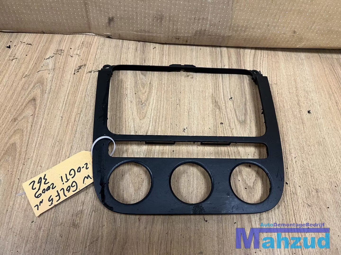 VW GOLF 5 Middenconsole radio frame 2003-2009, Auto-onderdelen, Interieur en Bekleding, Gebruikt, Volkswagen, Volkswagen AG, Berliner Ring 2
38440  Wolfsburg, DE