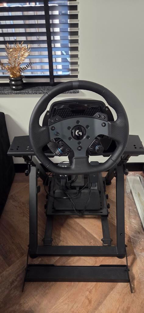 Logitech G Pro Racing Wheel & Pedals met Next Level Stand, Ophalen, Zo goed als nieuw, Racen en Vliegen