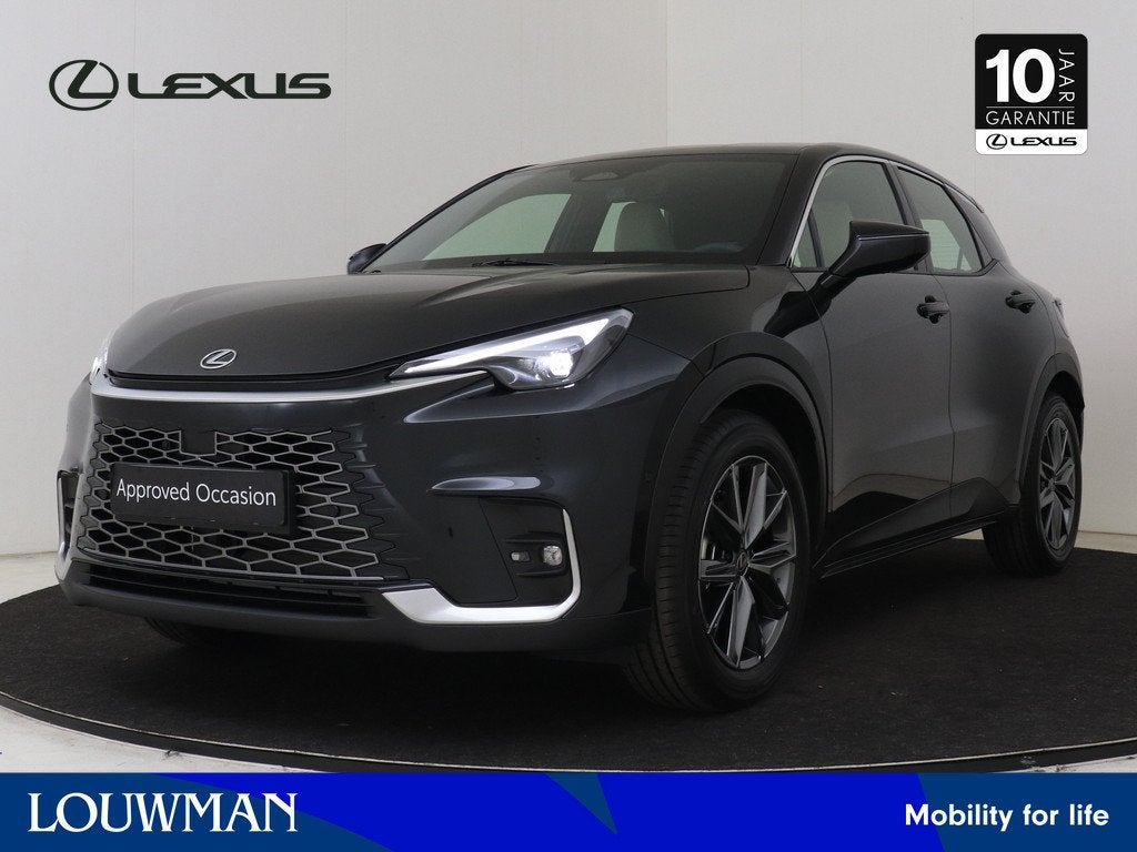 Lexus LBX Elegant 2WD Advanced Pack | 360 Camera | HUD, Auto's, Lexus, 12 maanden, 136 pk, Beige, Bedrijf
