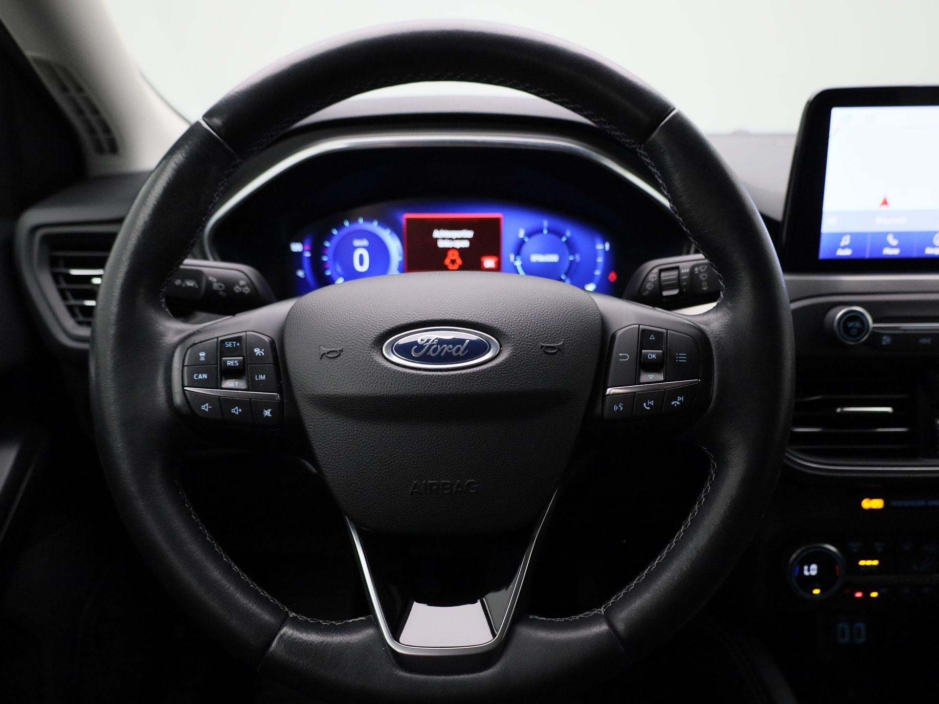 Ford Focus Wagon 1.5 EcoBlue Titanium X Business | Virtual c, 12 maanden, Gebruikt, 4 cilinders, Wit