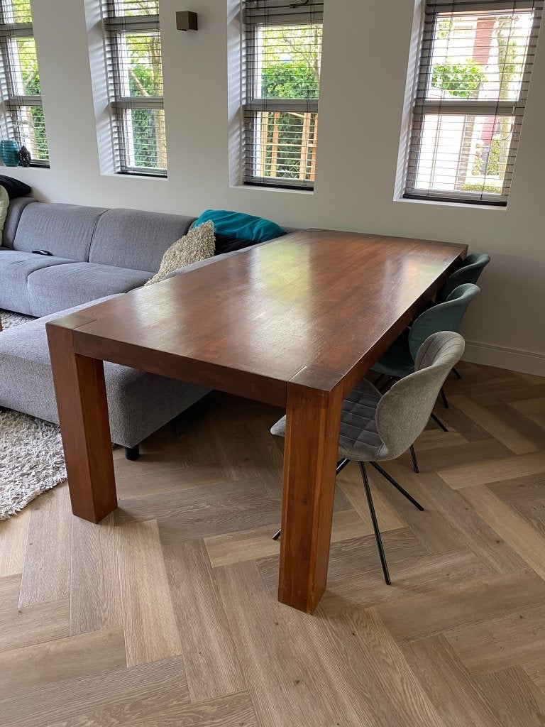 Eettafel Timber (Goossens) Notenhout, Ophalen, Gebruikt, 100 tot 150 cm, 200 cm of meer
