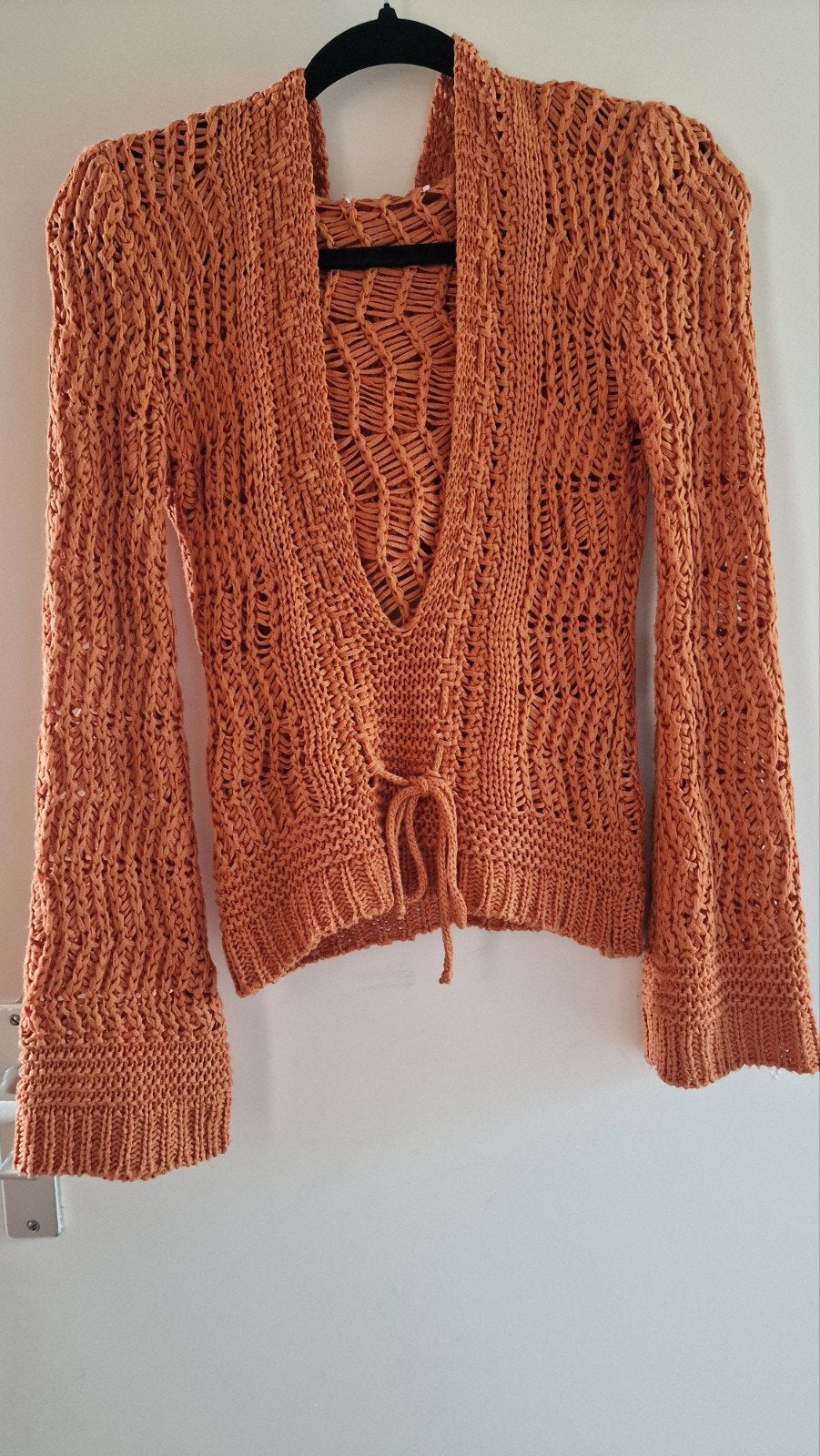 Oranje gehaakte trui met capuchon en wijde mouwen, Ophalen of Verzenden, Gedragen, Maat 38/40 (M), Oranje