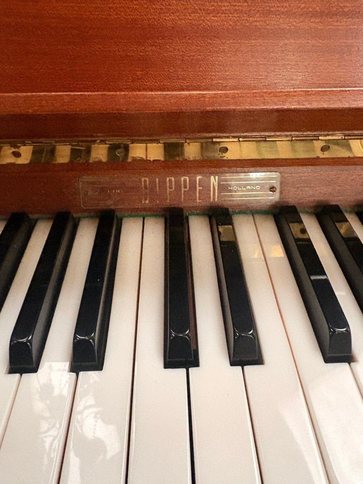 Degelijke Rippen Piano Bruin/Hout– Ideale Beginnerspiano!, Ophalen, Zo goed als nieuw, Bruin