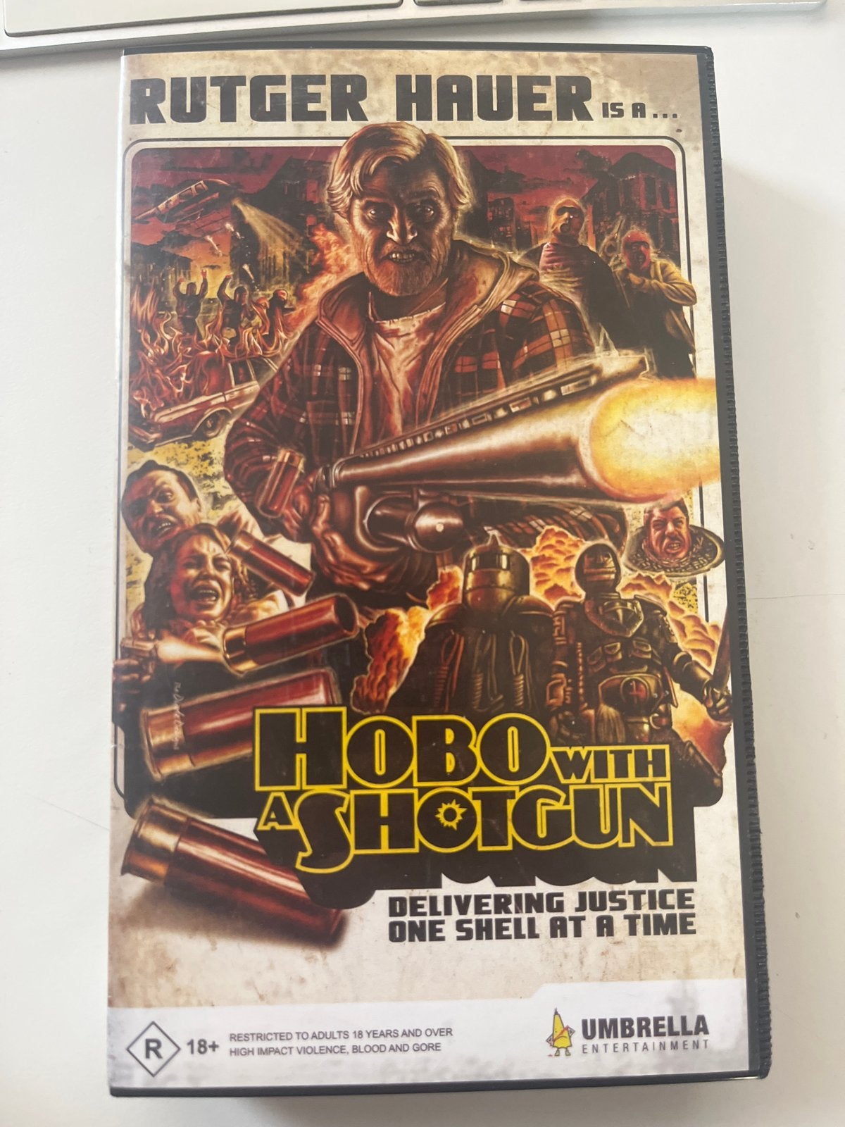 Hobo with a Shotgun VHS - Actie/Horror met Rutger Hauer, Vanaf 16 jaar, Ophalen of Verzenden, Zo goed als nieuw, Actie en Avontuur