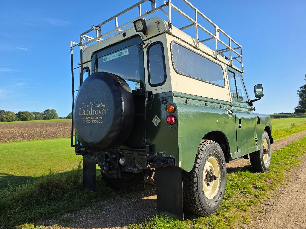 Land Rover Defender SERIES 88 DIESEL BELASTINGVRIJ, Auto's, 2500 cc, Zwart, 4 cilinders, Bedrijf