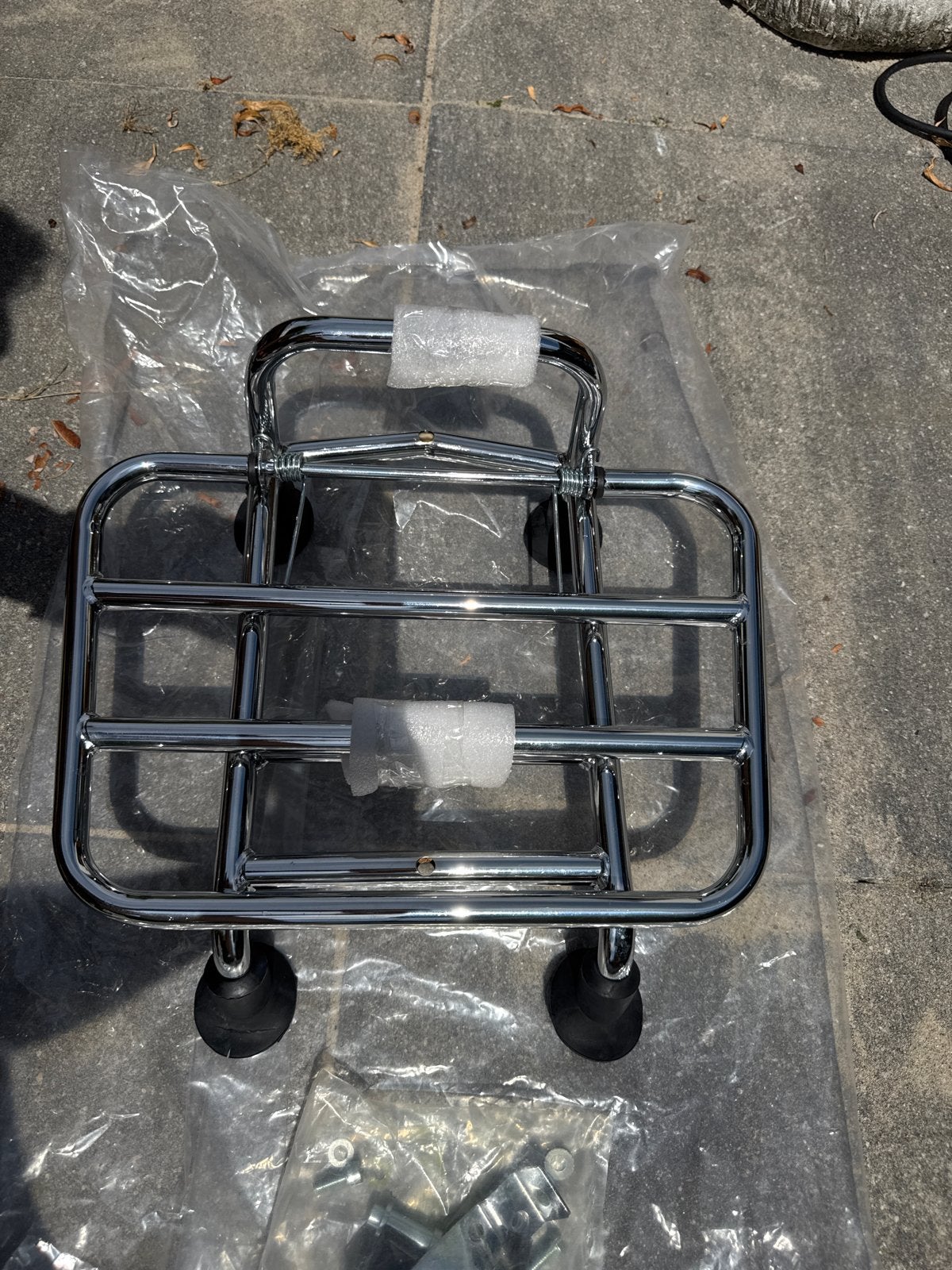 Nieuwe Chromen Bagagedrager voor Scooter/Brommer, Ophalen of Verzenden, Nieuw