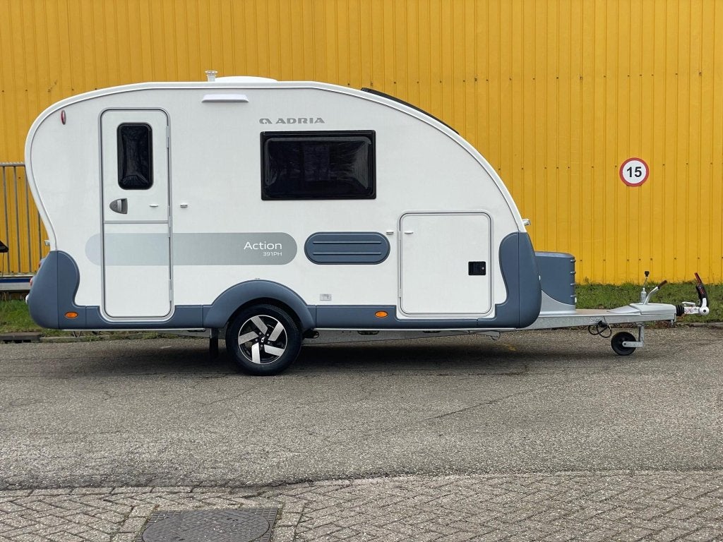 Adria Action 391 PH, Reservewiel, Bedrijf, Treinzit, 750 - 1000 kg