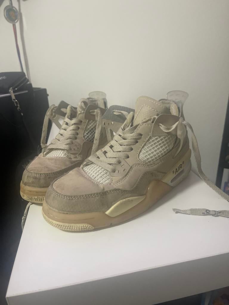 Nike Off-White Jordan 4 'Sail' - Maat 37,5, Kleding | Dames, Schoenen, Ophalen of Verzenden, Gedragen, Beige, Sneakers of Gympen