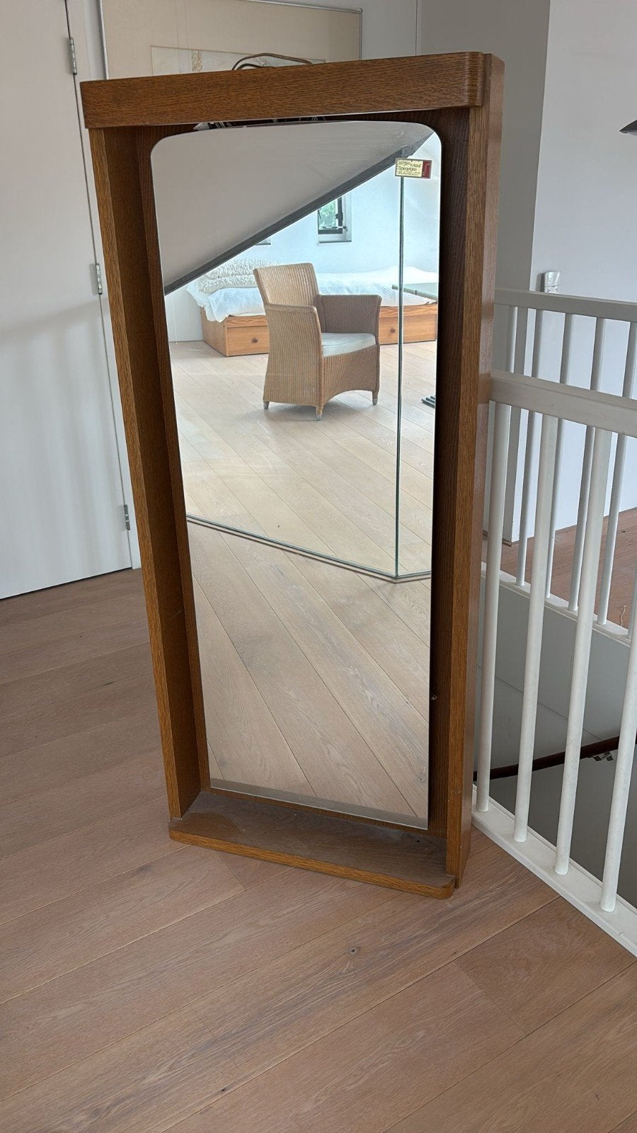 Houten spiegel met kuif, 149x66 cm, Ophalen, Gebruikt, 100 tot 150 cm, Rechthoekig