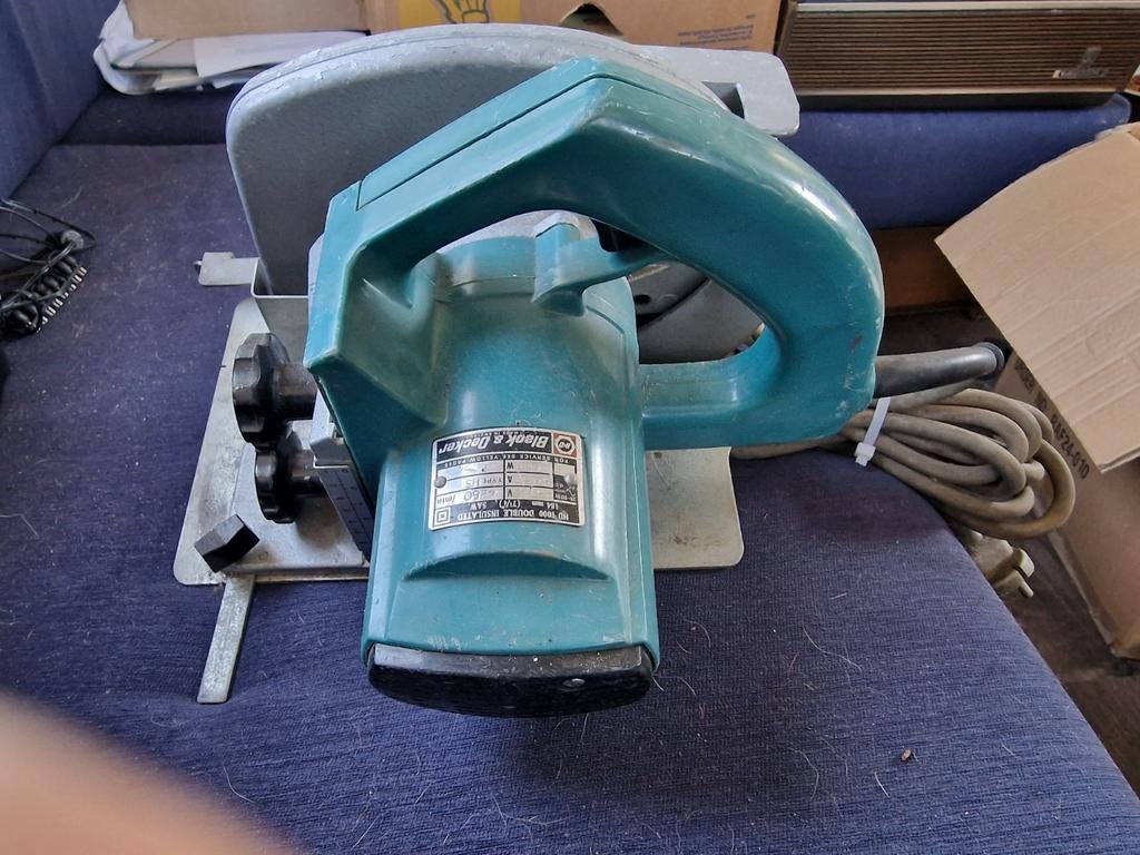 Black & Decker Cirkelzaag - Vintage en Robuust, Gebruikt, Cirkelzaag, 600 tot 1200 watt, Ophalen of Verzenden