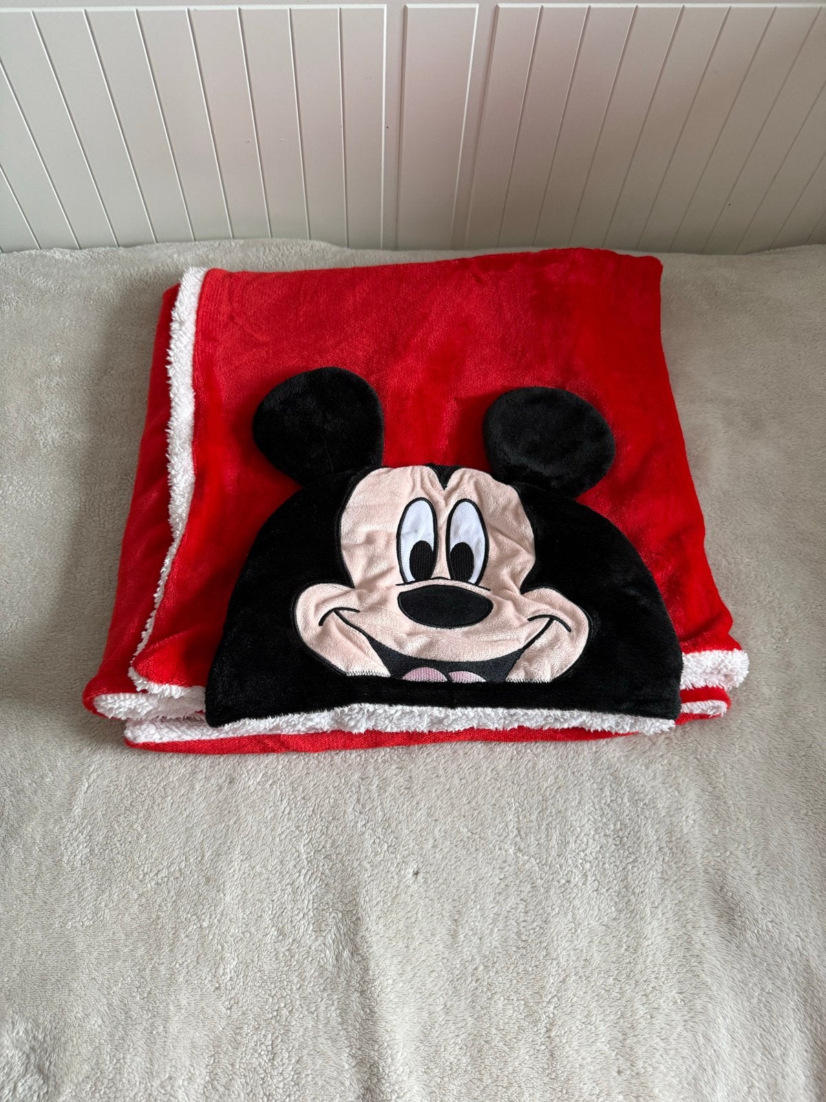 Mickey Mouse Deken met capuchon, Kinderen en Baby's, Kinderkamer | Beddengoed, Zo goed als nieuw, Deken of Dekbed, Overige doeleinden